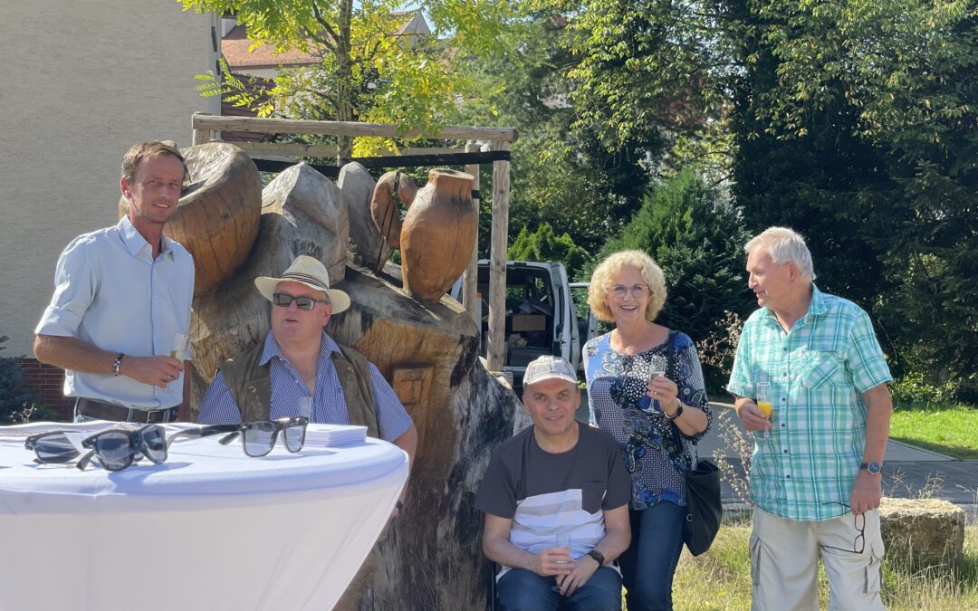 „Die Bembel“ oder „Der Bembel“ am neu gestalteten Bahnhofsplatz?